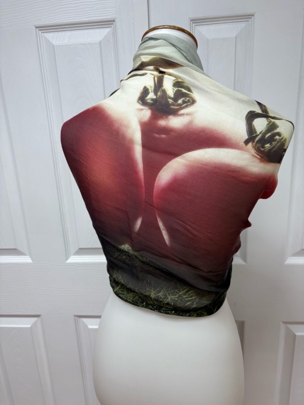 Edward Roth - New York - Hand Paint Silk Scarf - 80"x25". NEW‎ in Bag. - Picture 11 of 16